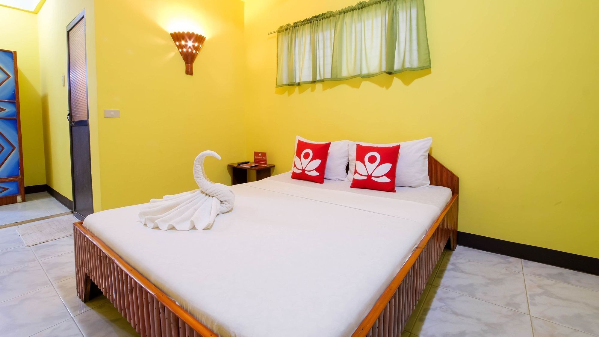 Zen Rooms White Beach Puerto Galera Dış mekan fotoğraf