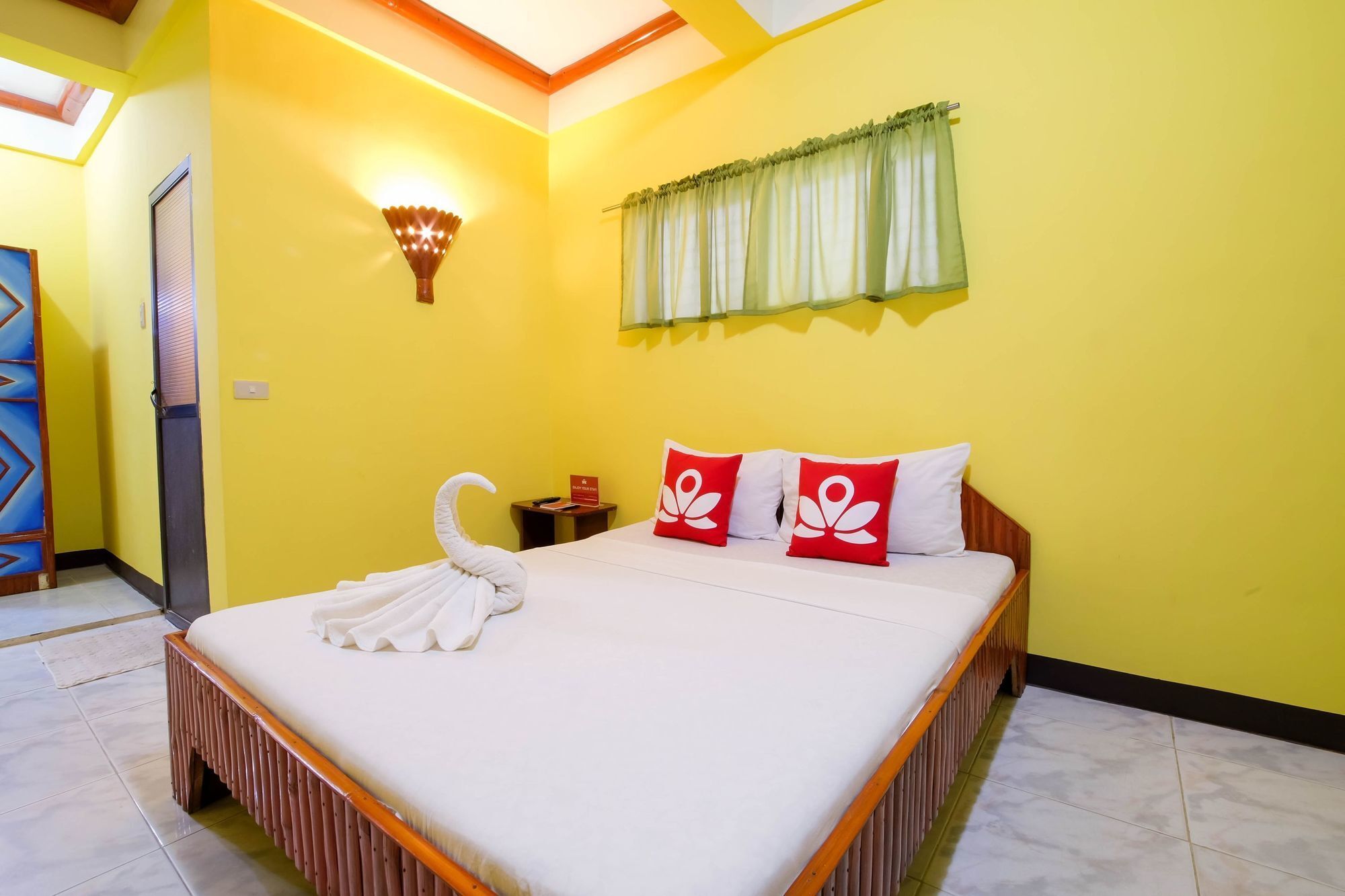Zen Rooms White Beach Puerto Galera Dış mekan fotoğraf