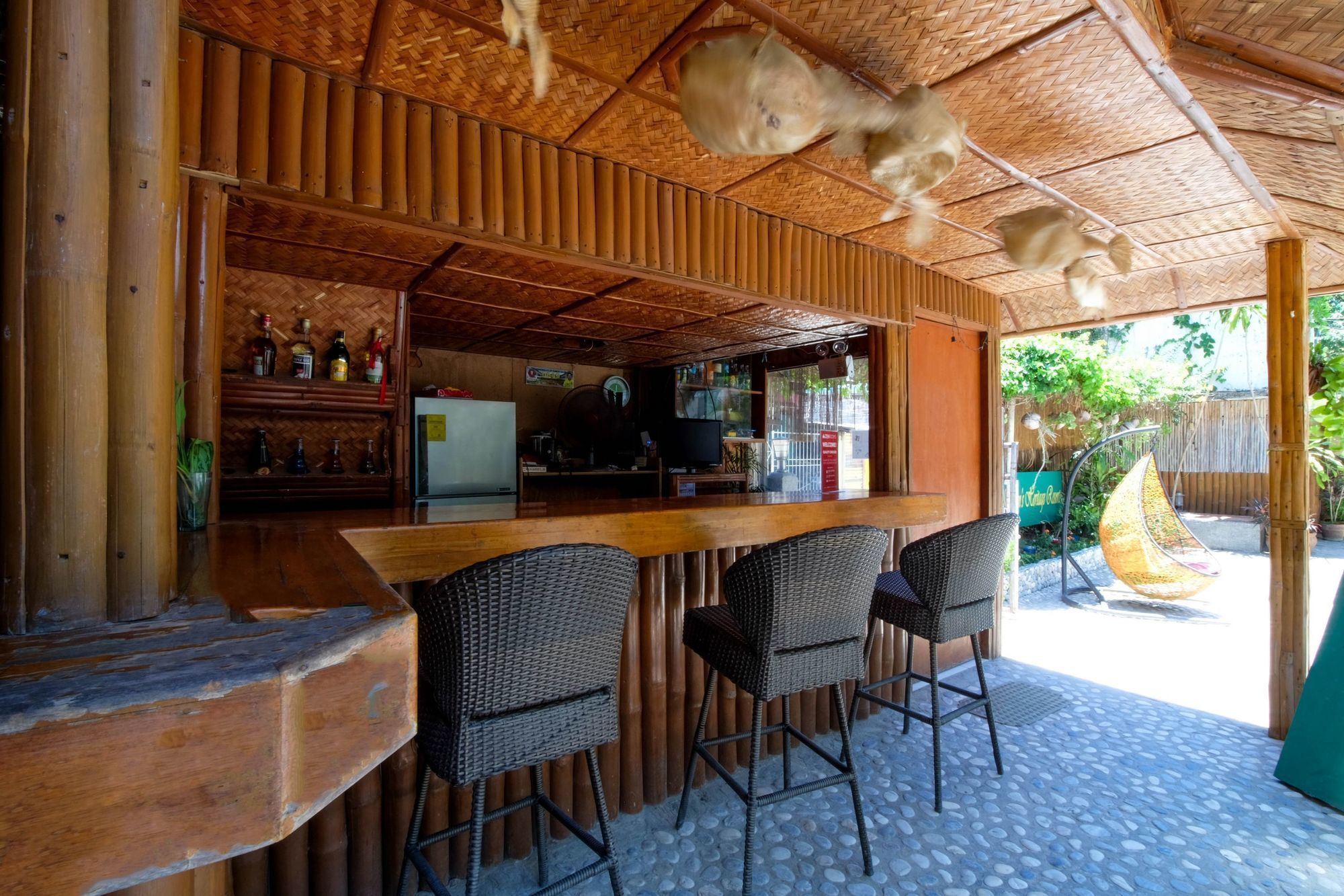 Zen Rooms White Beach Puerto Galera Dış mekan fotoğraf